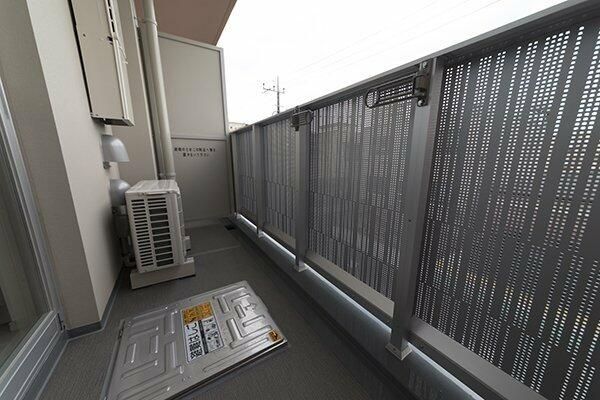 バルコニー　別タイプ部屋　参考写真です