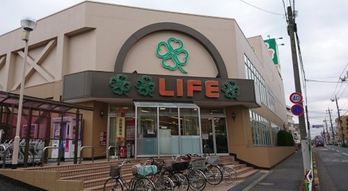 スーパー　ライフ赤塚店（スーパー）まで678m