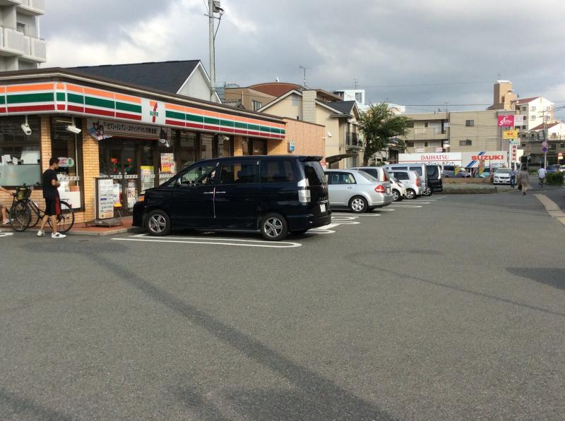 コンビニ　セブンイレブン 福岡長尾1丁目店（コンビニ）まで247m