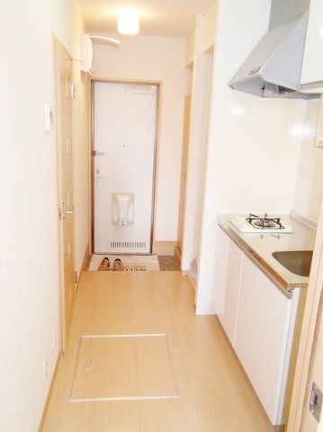 玄関　お問合せはタウンハウジングまで！※現地待合わせ相談可能