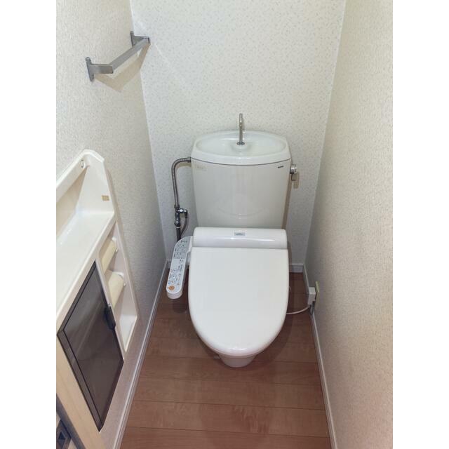 トイレ　ウォッシュレット付きトイレ
