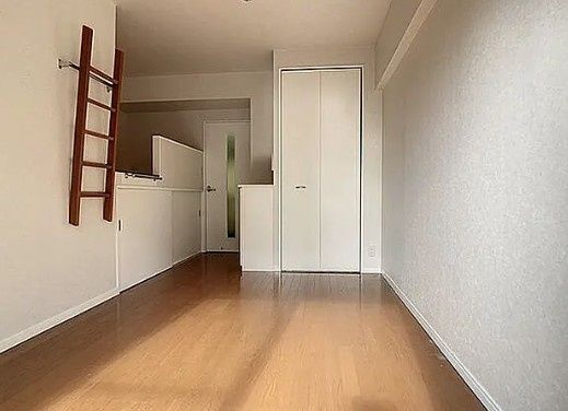 居室・リビング　※別号室の参考写真です。