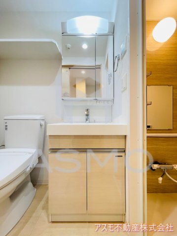 洗面設備　同マンション別部屋参考写真
