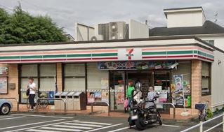 コンビニ　セブンイレブン 狛江猪方3丁目店（コンビニ）まで365m