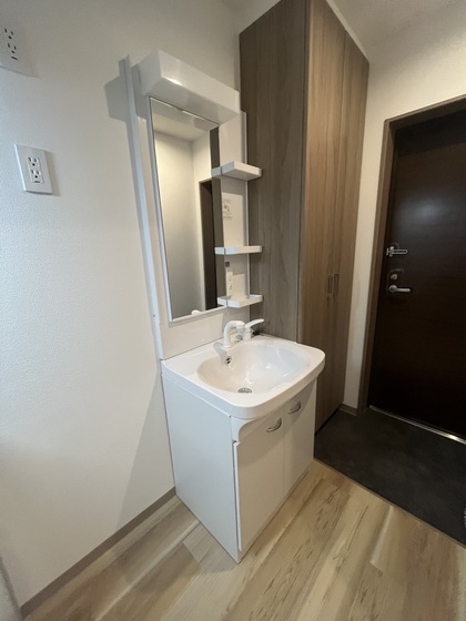 洗面設備　※別部屋の写真です