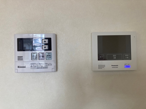 セキュリティ　オートロックで来客時にはボタン開錠♪