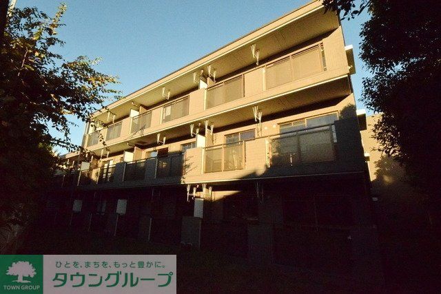 エントランス　★日当たり良好の外観★