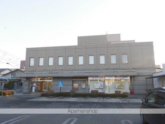 銀行　（株）八十二銀行／昭和通営業部（銀行）まで414m