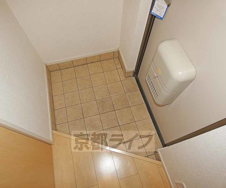 玄関　大きな段差がありません