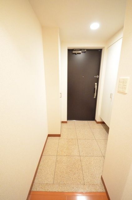 玄関　★お部屋探しは株式会社タウンハウジング東京まで★