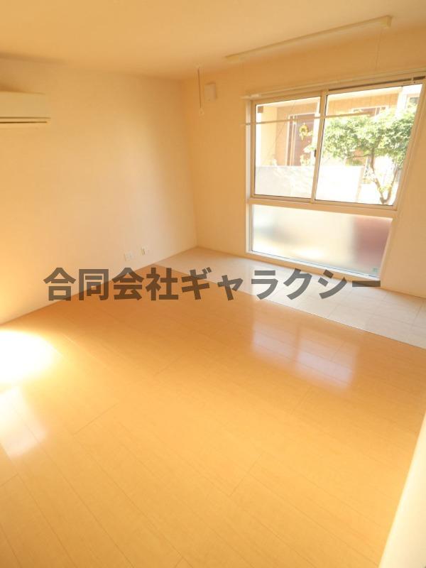 バルコニー　サンルーフがあります