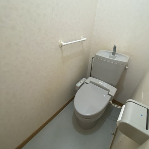トイレ　トイレもきれいです