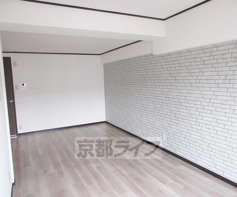居室・リビング　広々としたお部屋です！