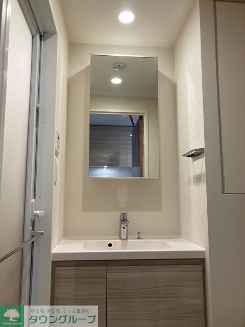 洗面設備　※写真は同タイプ住戸です。
