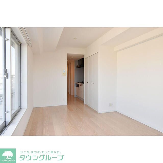 リバーレ蒲田仲六郷の居間写真