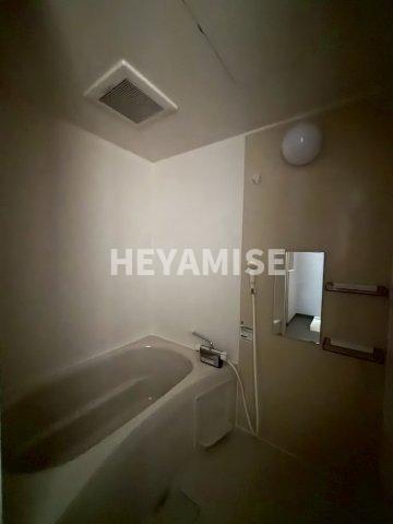 バス・シャワールーム　※同間取り別の階のお部屋の写真です※現況を優先します