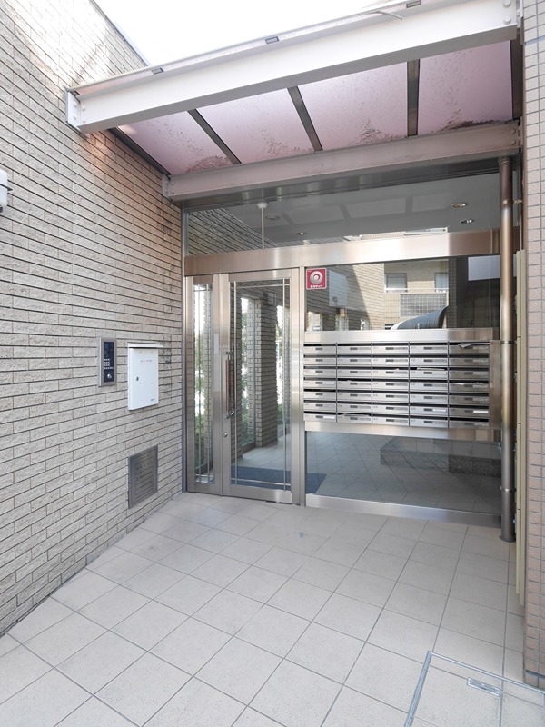 エンリィ学生マンションの外観写真