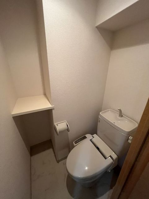 トイレ　現況優先