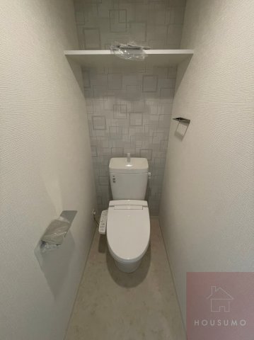 エスリード江坂アンムートのトイレ写真