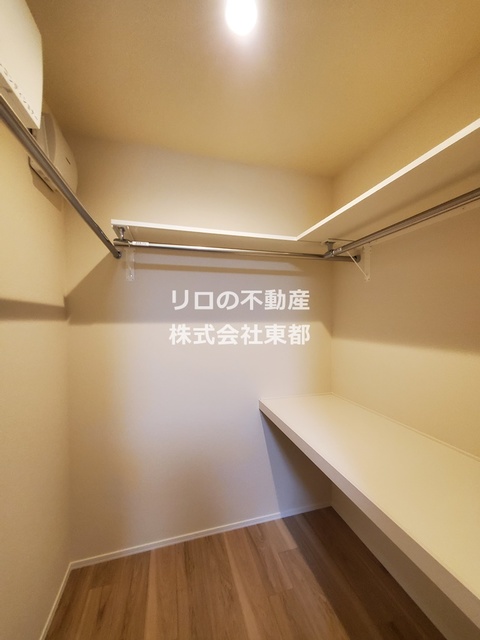 収納　大型ウォークインで出し入れもラクラク♪