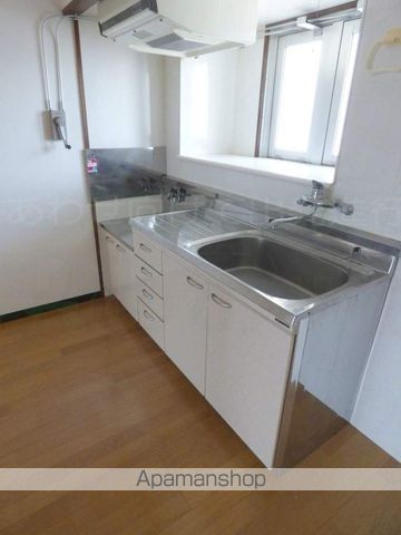 パストラル紫のキッチン写真