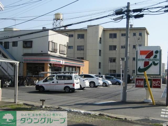 コンビニ　セブンイレブン厚木岡田４丁目店（コンビニ）まで450m