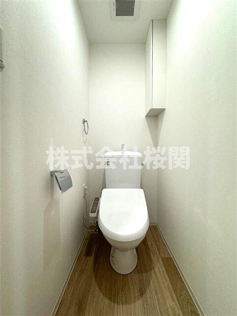 相鉄本線 西横浜駅 徒歩6分 3階建 築3年のトイレ写真