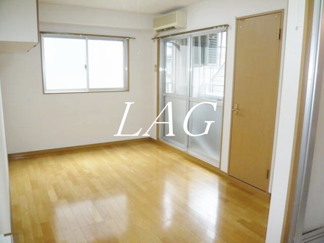 居室・リビング　洋室のお部屋です。