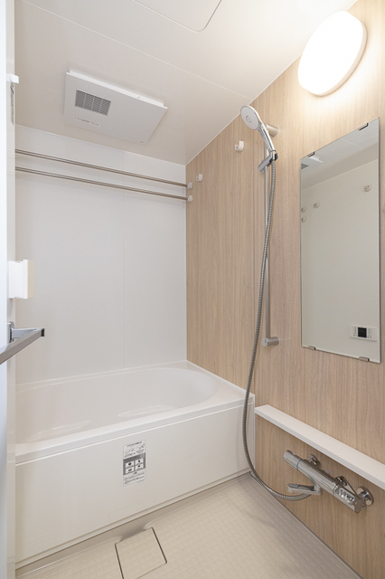 バス・シャワールーム　※写真は同タイプ住戸です。
