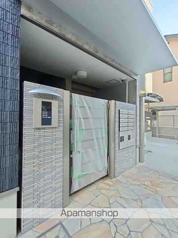 阪急千里線 吹田駅 徒歩9分 3階建 築2年の外観写真