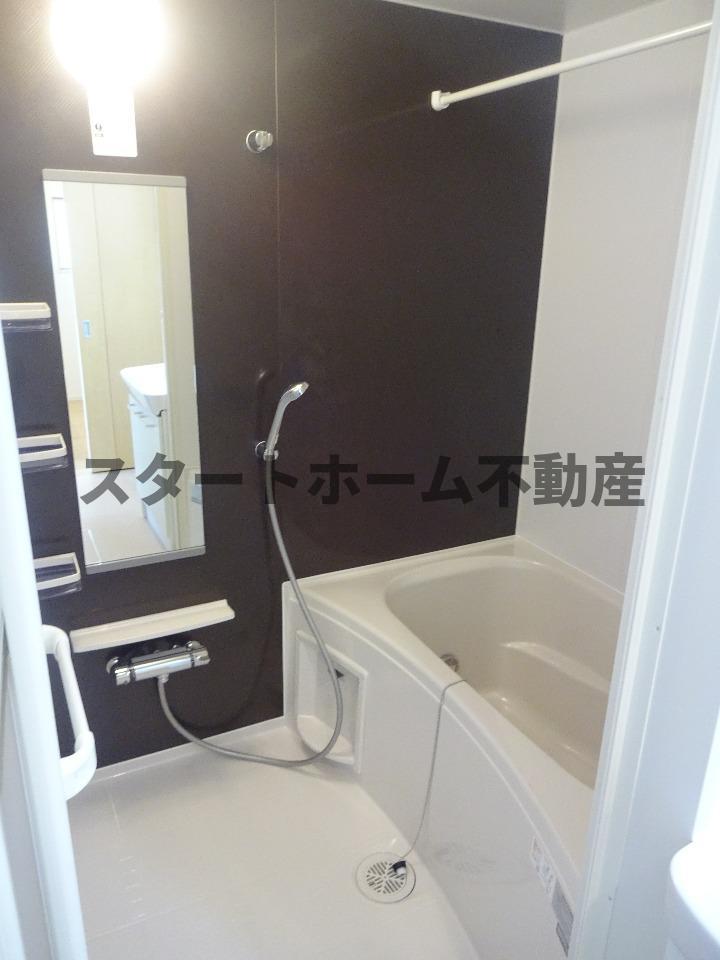 ＪＲ徳島線 府中駅 徒歩14分 2階建 築9年の風呂写真