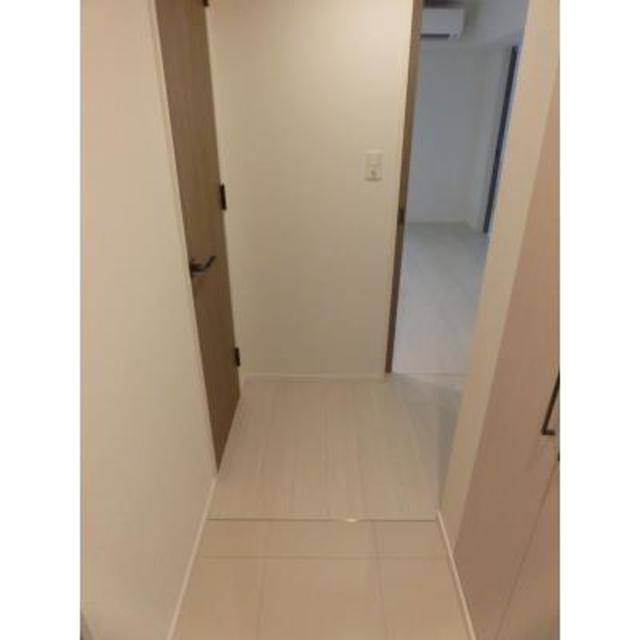 玄関　※写真は同タイプ住戸です。