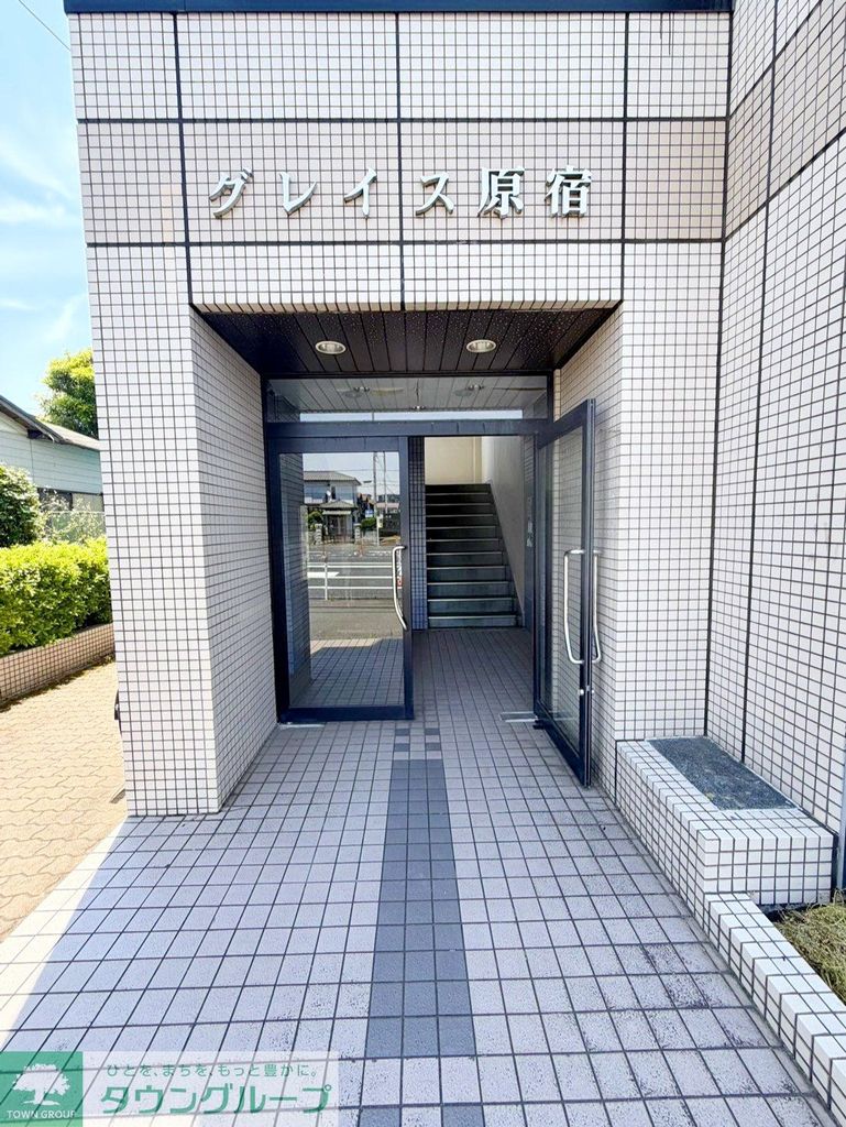 エントランス　エントランス