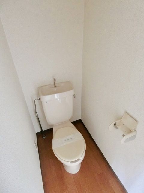 トイレ　★お部屋探しは株式会社タウンハウジング東京まで★