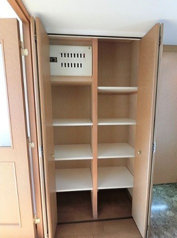 収納