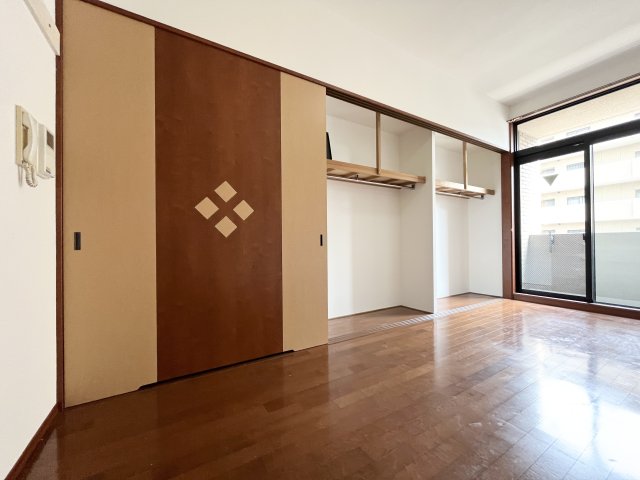 フォレステージュ江坂垂水町の内装写真