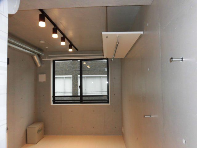 バルコニー　（別タイプ参考写真）ココフラット池袋　豊島区池袋3