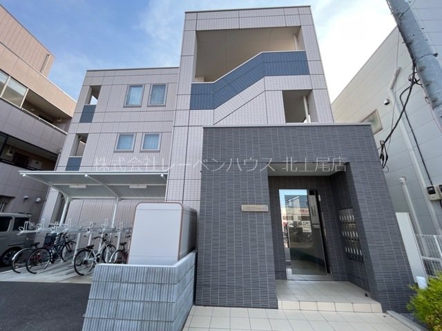 エントランス　お部屋探しはレーベンハウス北上尾店まで！