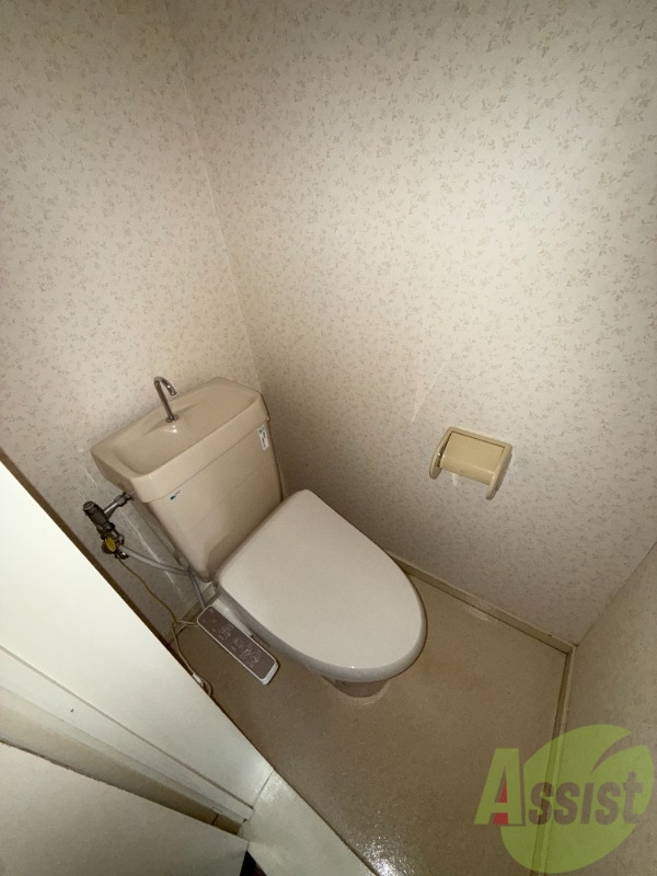 トイレ　トイレの写真です。シンプルで使いやすそうですね。