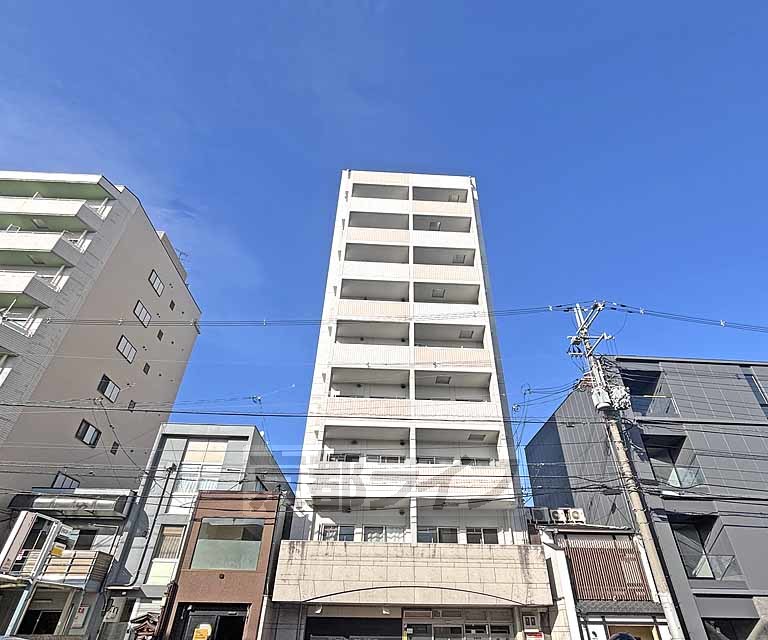 ヴェルメゾン御所西の外観写真