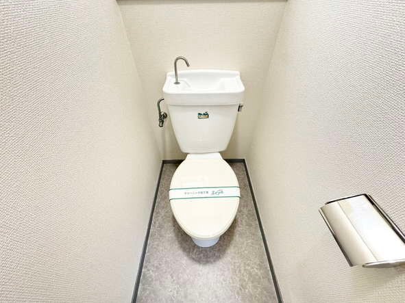 トイレ　※同物件別号室の参考写真です。