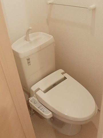 トイレ　落ち着いたトイレです