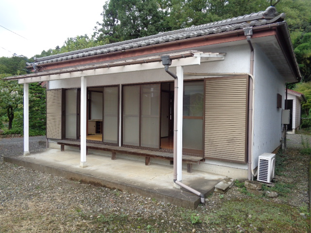 平岡様貸家