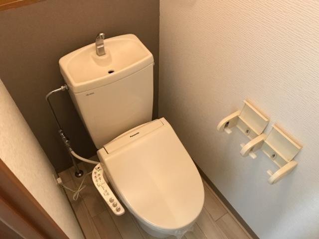 グリーンコート野里のトイレ写真