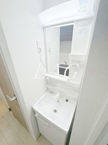 洗面設備　独立洗面台です。