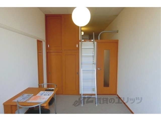 居室・リビング　洋室