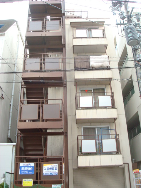 京都市下京区油小路町のマンションの建物外観