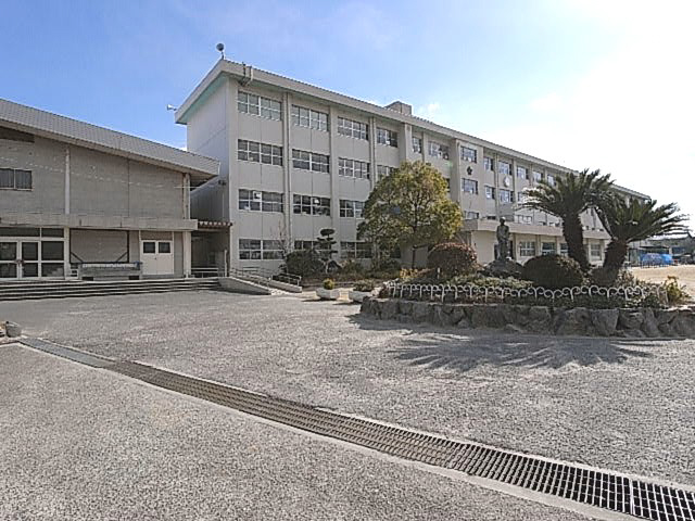 小学校　和光小学校（小学校）まで830m