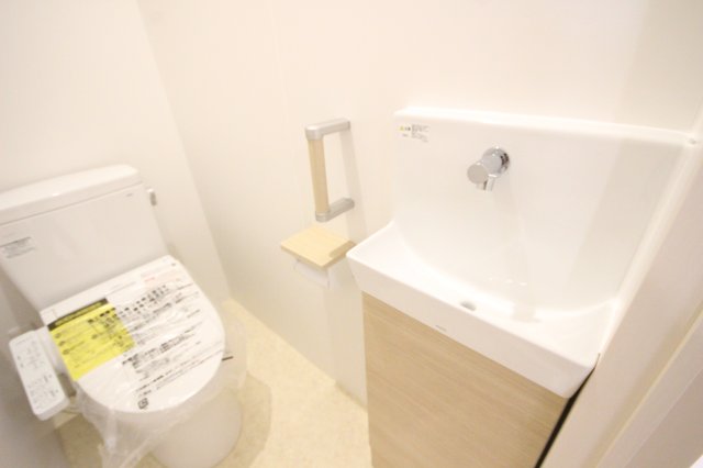 その他　トイレ内手洗い場