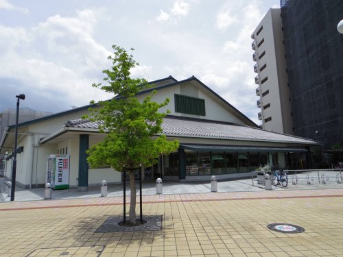 【大和郡山市小泉町のアパートのスーパー】